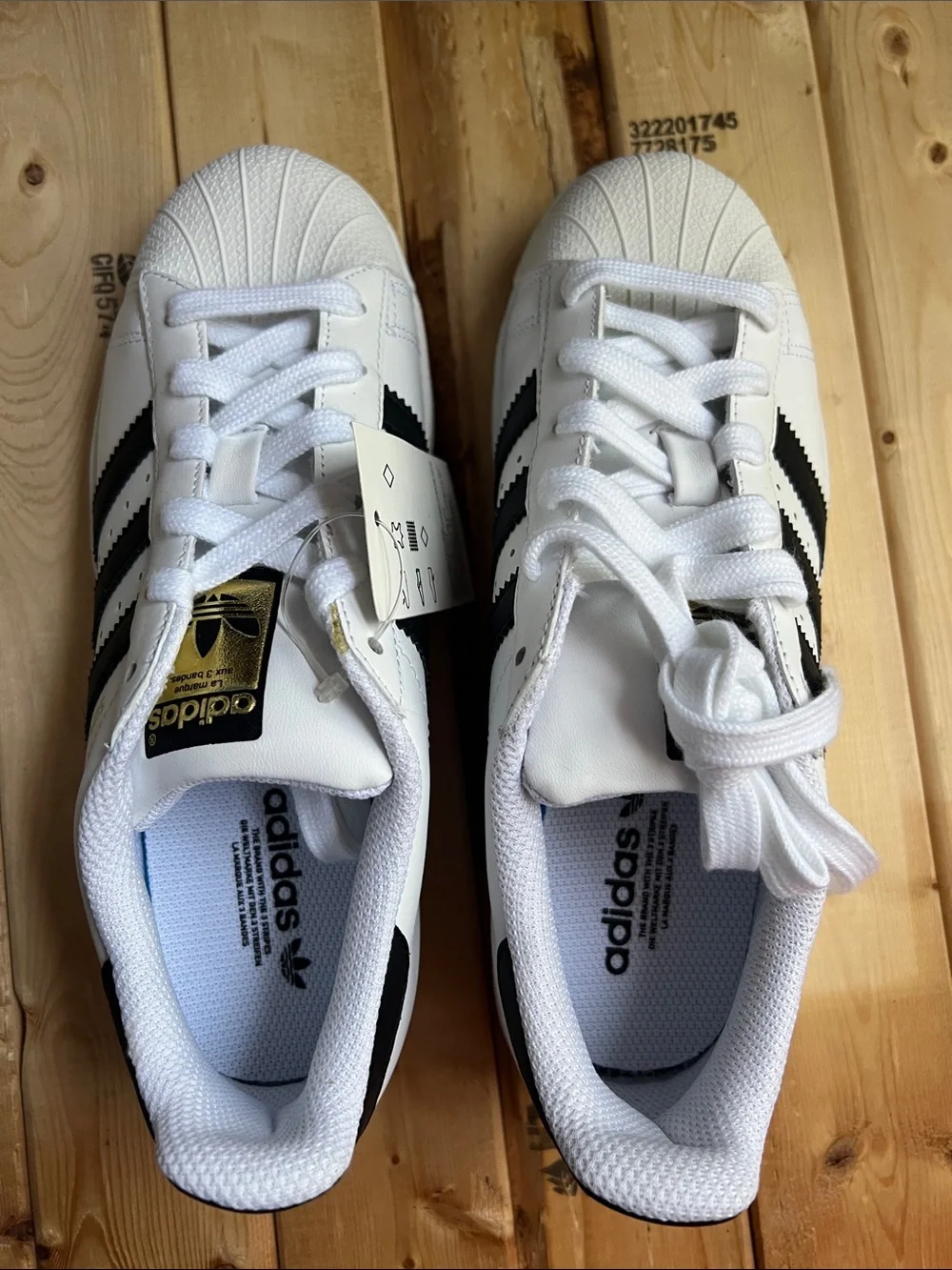 adidas superstars